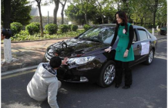 有了长安新CS75环视行车记录仪，再也不怕“碰瓷”