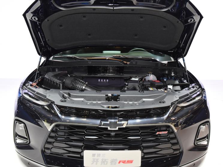 上汽通用雪佛兰 开拓者 2021款 轻混 650T RS Twin-Clutch四驱7座 擎版