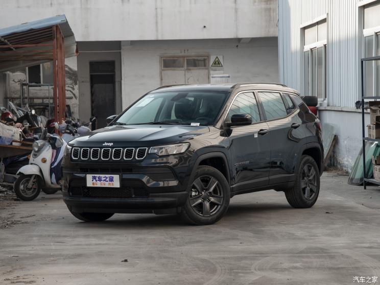 广汽菲克Jeep 指南者 2021款 220T 自动舒适版