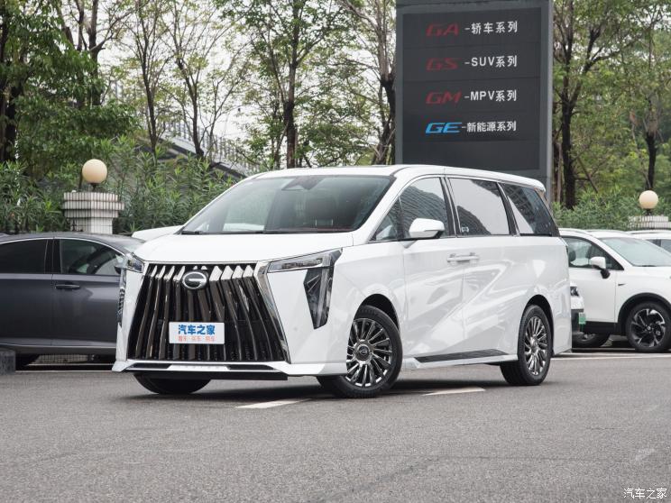 广汽乘用车 传祺M8 2023款 宗师系列 400T 自动至尊