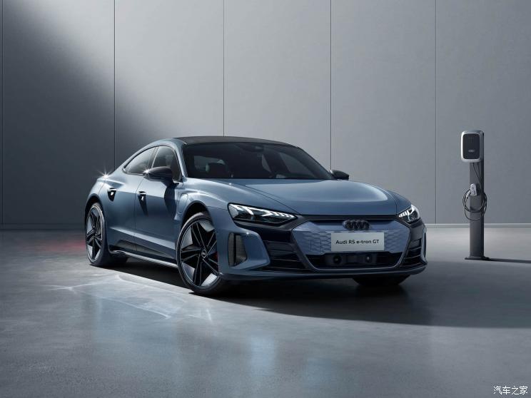 Audi Sport 奥迪RS e-tron GT 2023款 基本型
