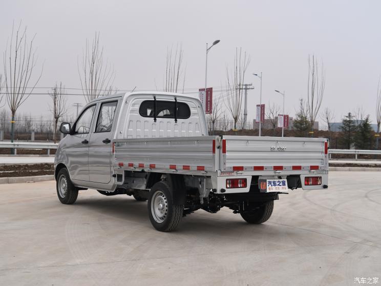 北京汽车制造厂 鲸卡T6 2022款 2.0L手动豪华版双排LQ481QFB