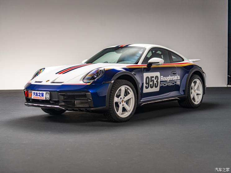 保时捷 保时捷911 2023款 Dakar Rallye设计套装