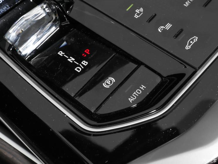 宝马(进口) 宝马i7 2023款 xDrive60L M运动套装