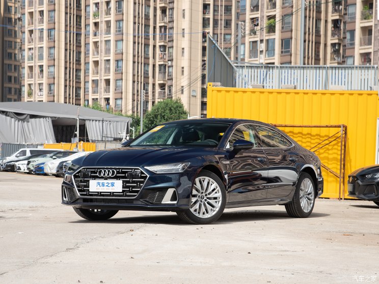 上汽奥迪 奥迪A7L 2024款 45TFSI S-line 筑梦型 流晶套装