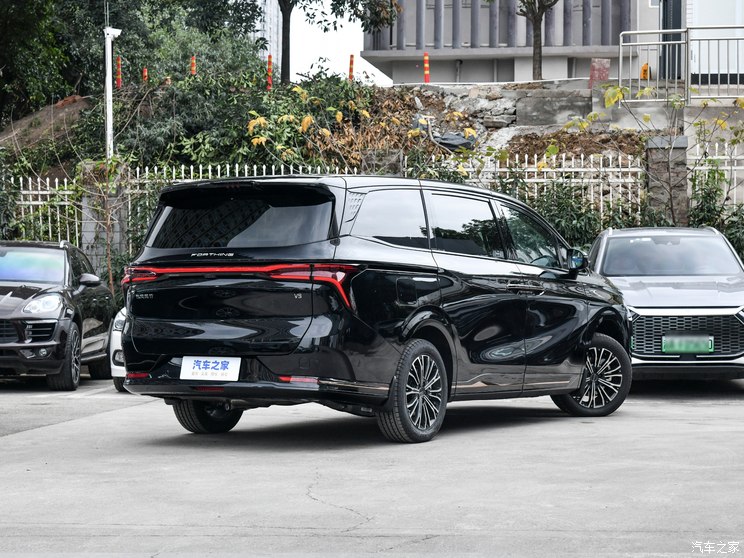 东风风行 风行-V9 2023款 PHEV 基本型