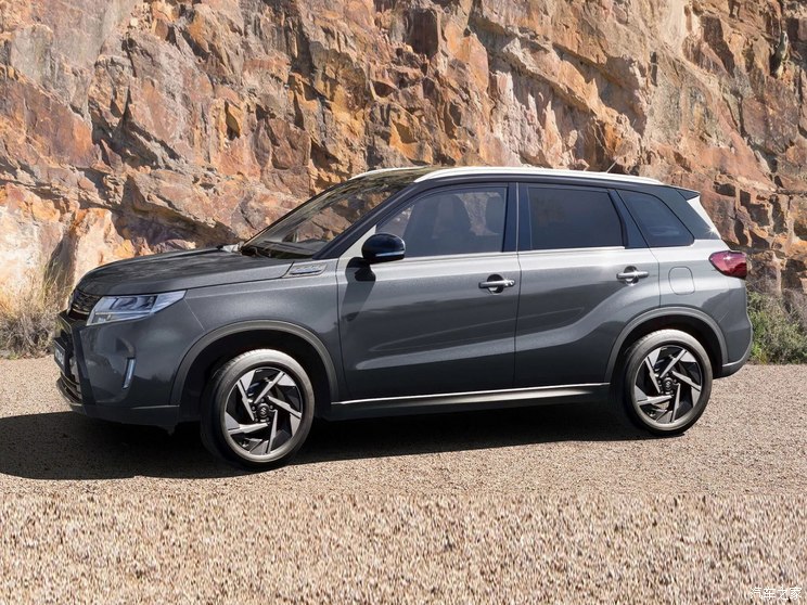 铃木(进口) VITARA(海外) 2024款 基本型