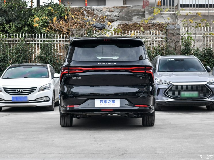 东风风行 星海V9 2024款 PHEV 200km 尊享型