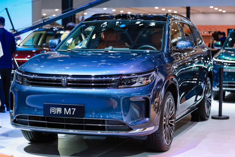 稳居30万级销冠，“国民SUV”问界新M7实力闪耀粤港澳大湾区车展