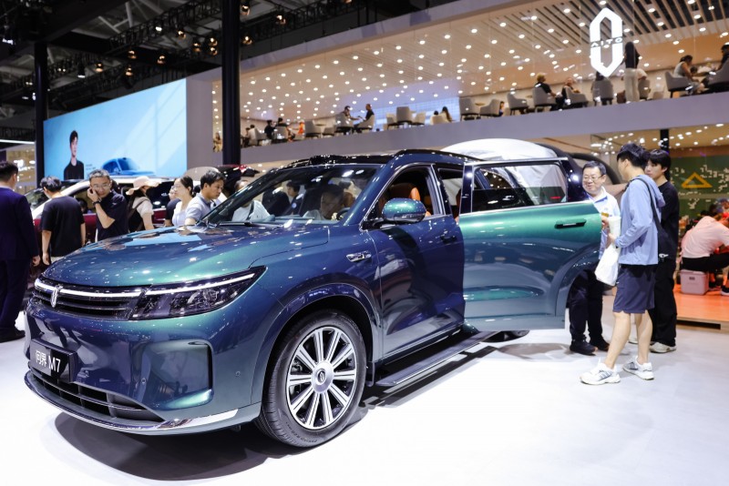 稳居30万级销冠，“国民SUV”问界新M7实力闪耀粤港澳大湾区车展