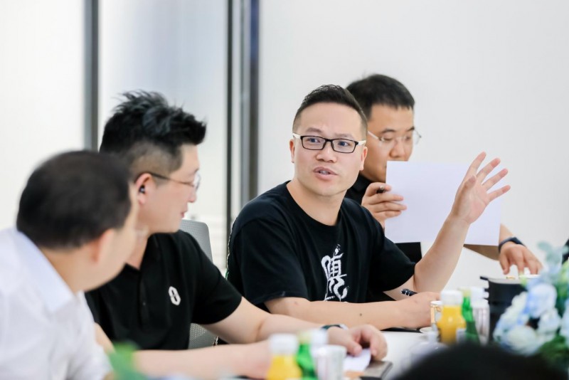 从用户中来，到研发中去，问界“与用户共话新豪华”传递品牌温度