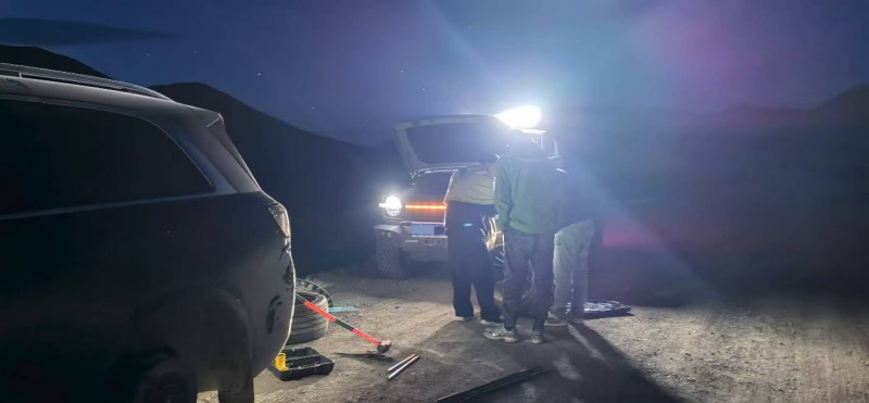 赛力斯张兴海对话宁夏、云南车主 问界与用户共话新豪华