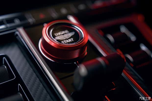 搭4.0升V8双涡轮增压发动机 阿斯顿·马丁全新Vantage S官图发布