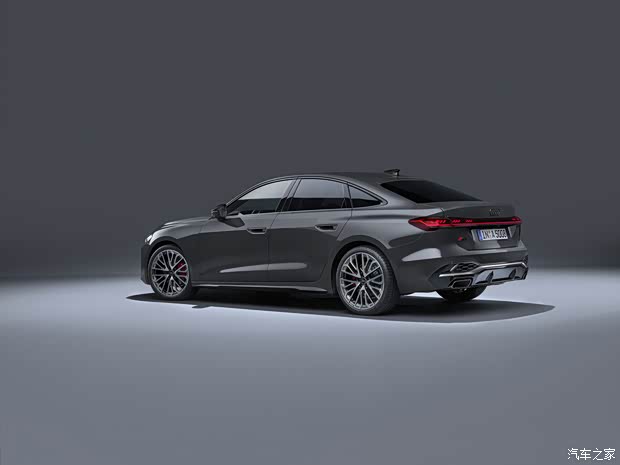 限时25.59万起 第五代EA888+华为智驾 上汽奥迪A5L Sportback上市