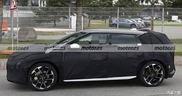 起亚EV4 GT谍照 预计0-100km/h加速不到4秒 有望2026年中推出