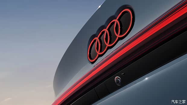 限时25.59万起 第五代EA888+华为智驾 上汽奥迪A5L Sportback上市