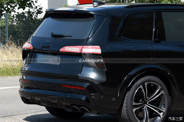 全新奥迪Q7长这样！高性能版SQ7低伪装谍照曝光 车身或加长